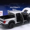 Ford F-150 Raptor Supercrew Pick-Up Baujahr 2019 silber 1:18 AUTOart