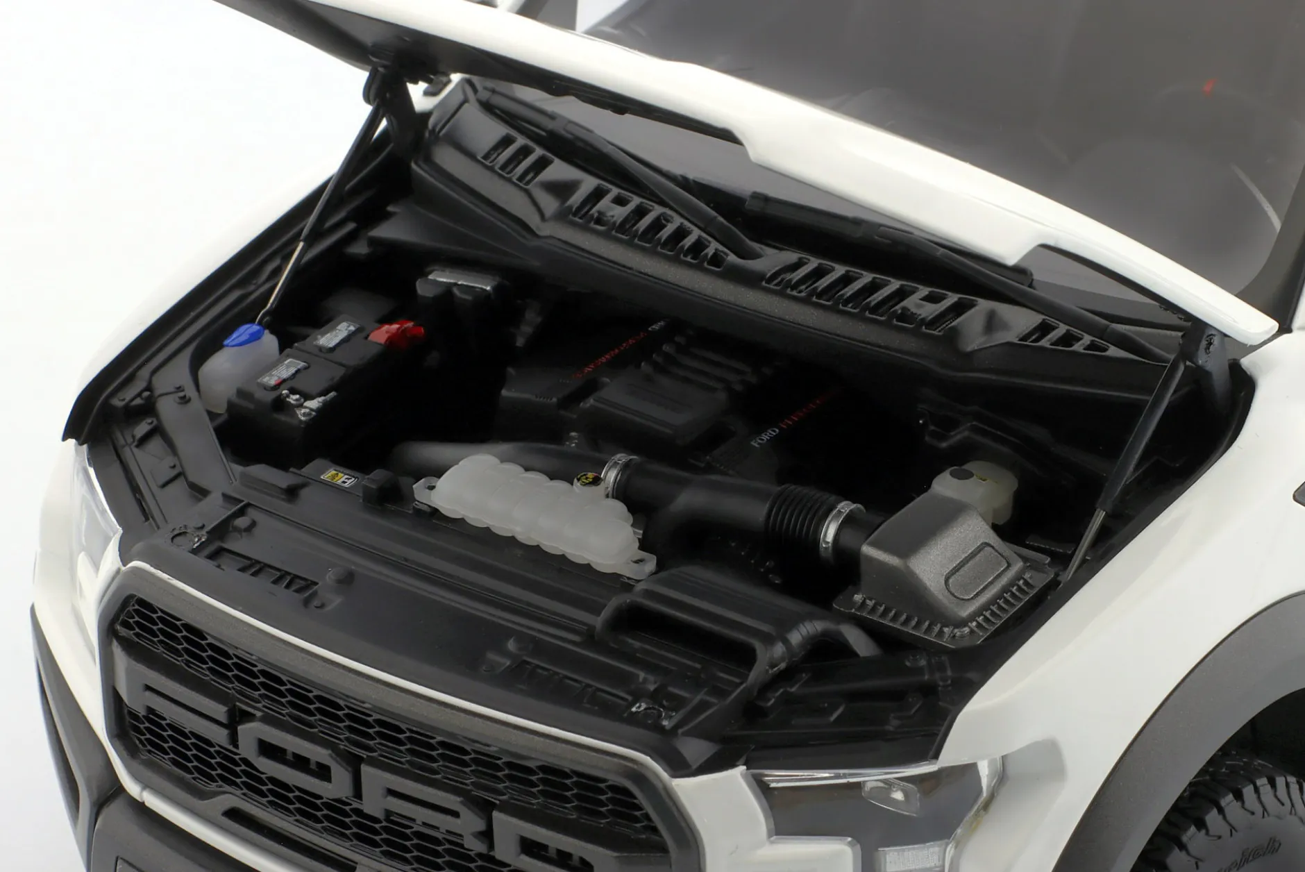 Ford F-150 Raptor Supercrew Pick-Up Baujahr 2019 Oxford weiß 1:18 AUTOart