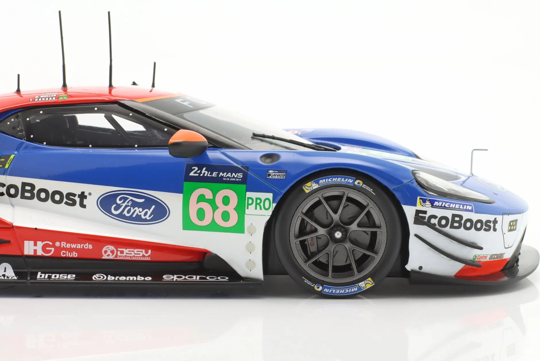 Ford GT #68 24h LeMans 2017 Hand, Kanaan, Müller 1:18 Ixo