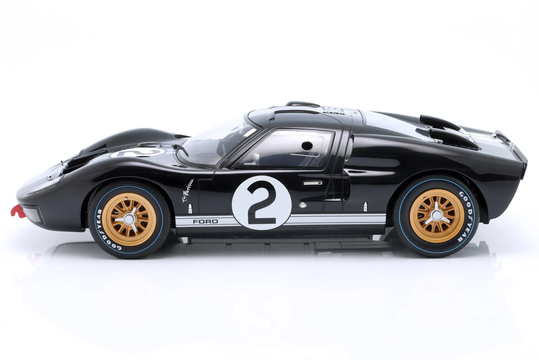 Ford GT40 Mk II #2 Sieger 24h LeMans 1966 McLaren, Amon 1:12 CMR