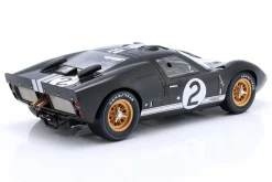 Ford GT40 Mk II #2 Sieger 24h LeMans 1966 McLaren, Amon 1:12 CMR