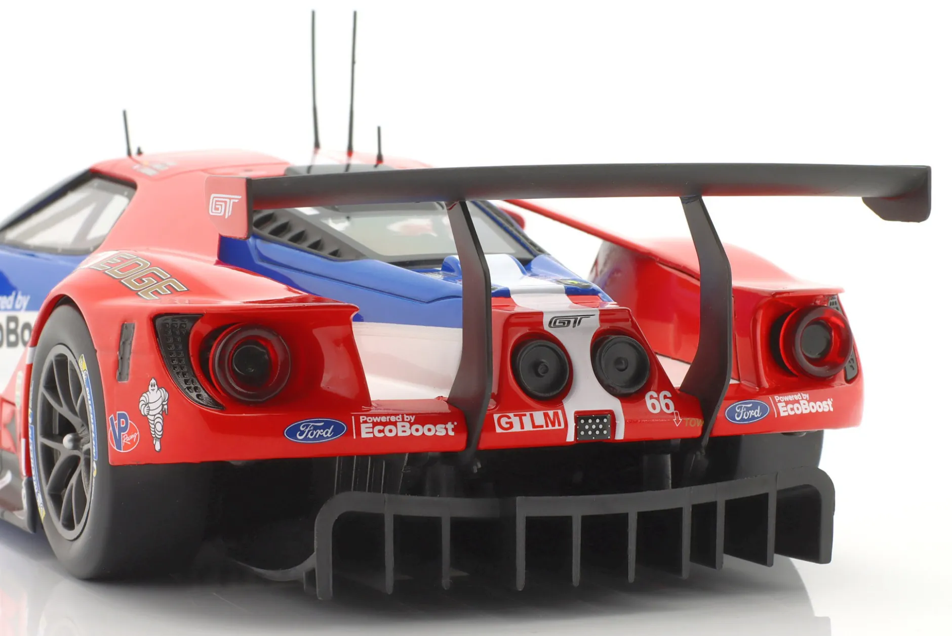 Ford GT #66 Winner GTLM-Klasse 24h Daytona 2017 Müller, Hand, Bourdais 1:18 Ixo