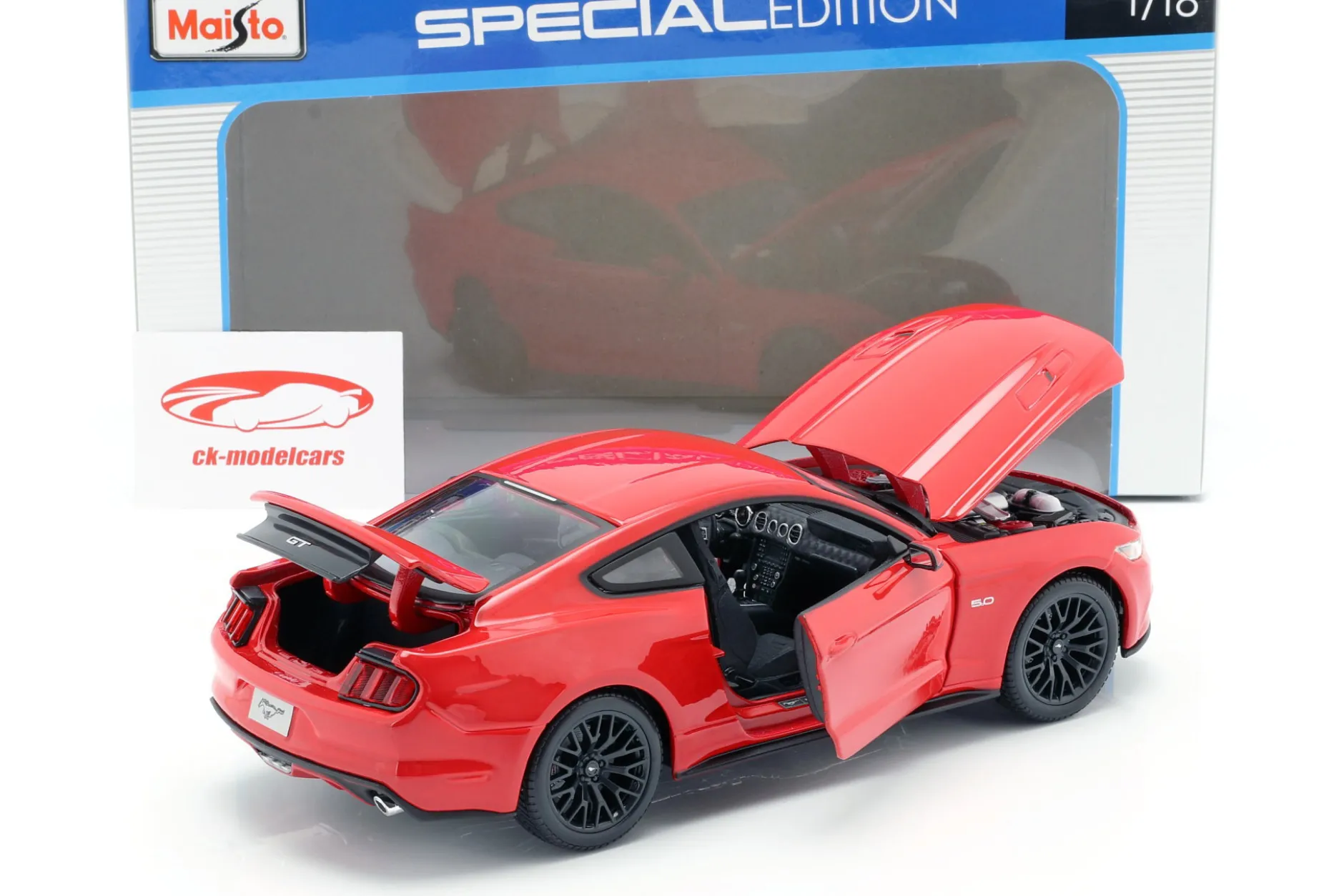 Ford Mustang Baujahr 2015 rot 1:18 Maisto
