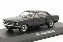 Ford Mustang Coupe 1967 Film Creed (2015) mattschwarz 1:43 Greenlight