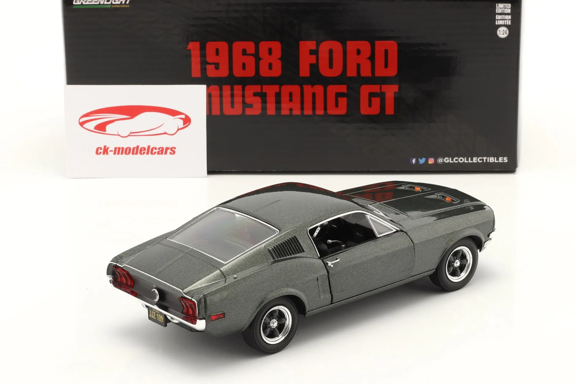 Ford Mustang GT Fastback Baujahr 1968 hochland grün 1:24 Greenlight