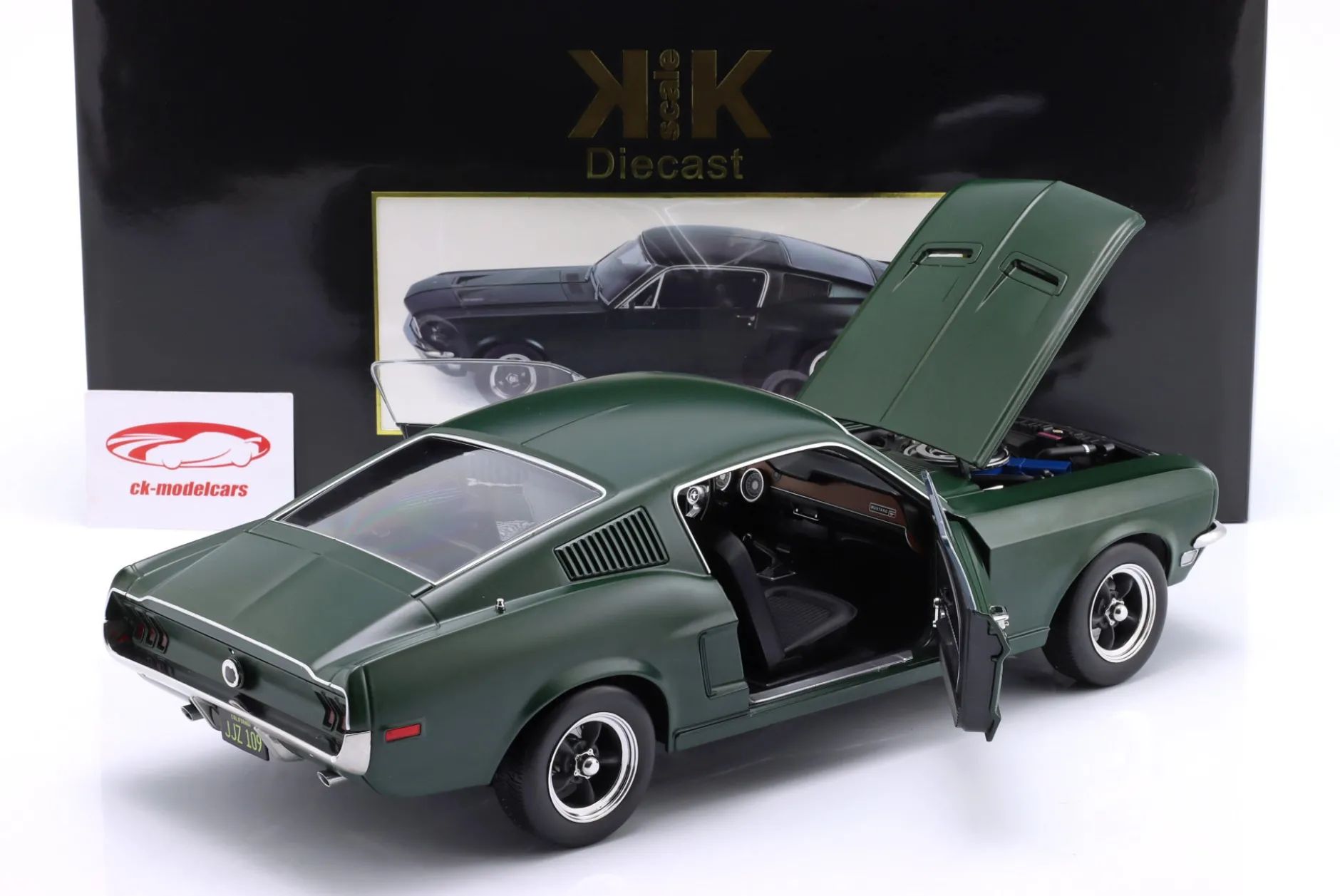 Ford Mustang GT Fastback Movie Edition Bullitt 1968 matt dunkelgrün 1:12 KK-Scale
