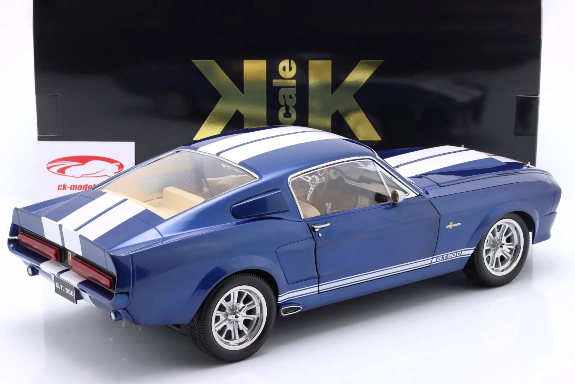Ford Mustang Shelby GT500 Baujahr 1967 blau metallic / weiß 1:12 KK-Scale