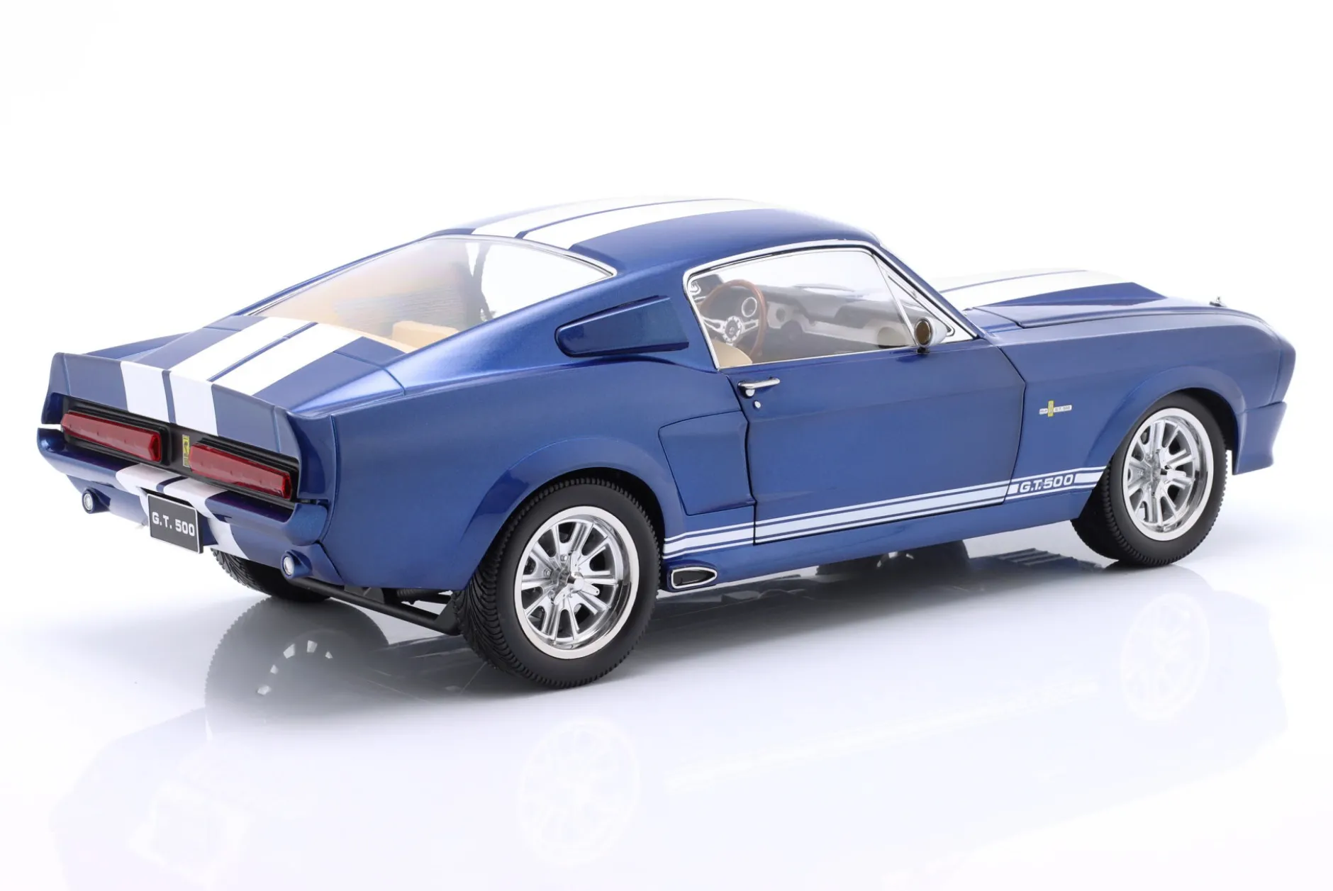 Ford Mustang Shelby GT500 Baujahr 1967 blau metallic / weiß 1:12 KK-Scale