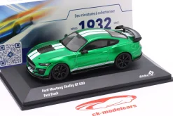 Ford Mustang Shelby GT500 Fast Track 2020 grün metallic / weiß 1:43 Solido