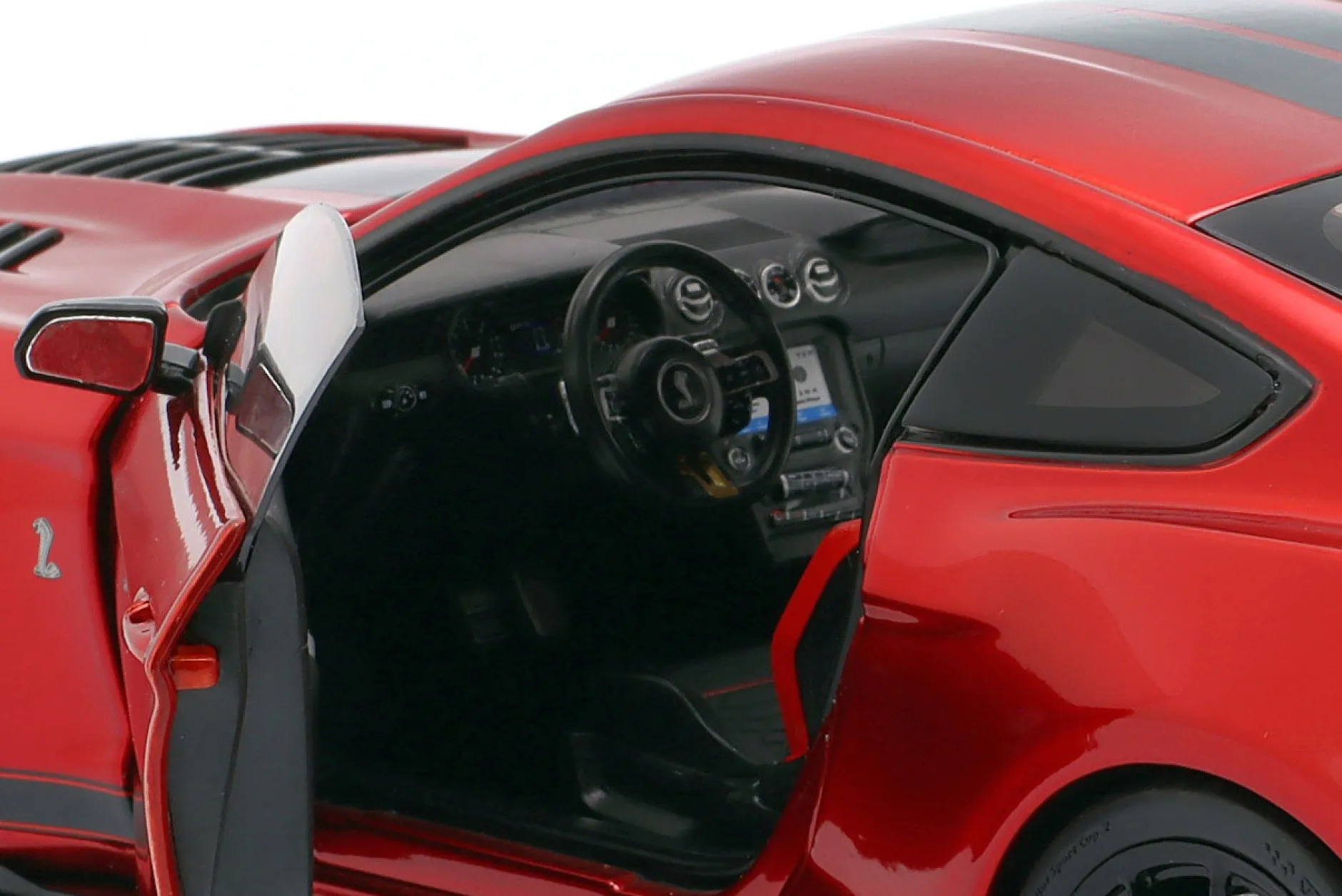 Ford Mustang Shelby GT500KR Baujahr 2023 rot 1:18 Solido