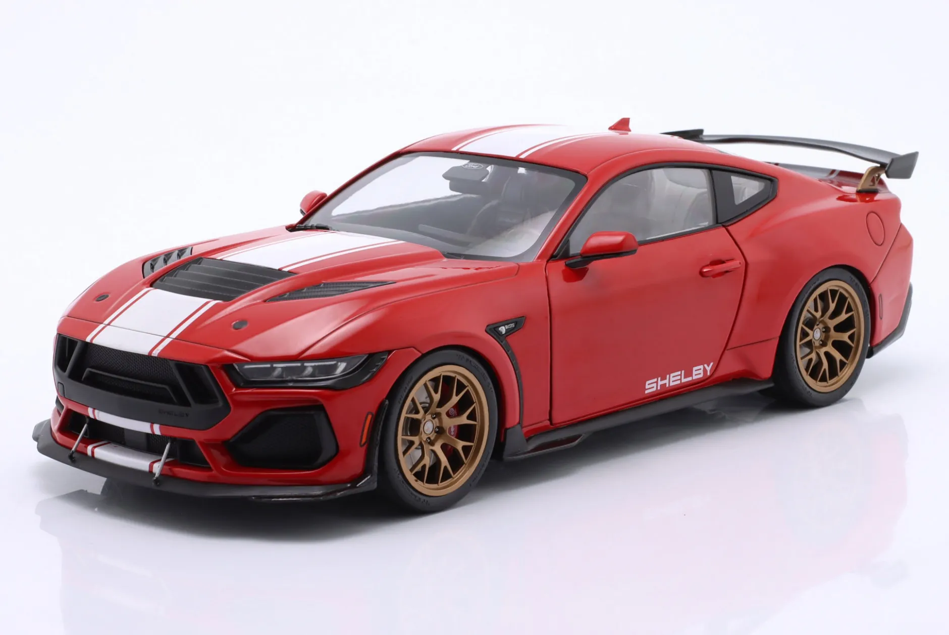 Ford Mustang Shelby Super Snake Baujahr 2024 rot 1:18 Solido