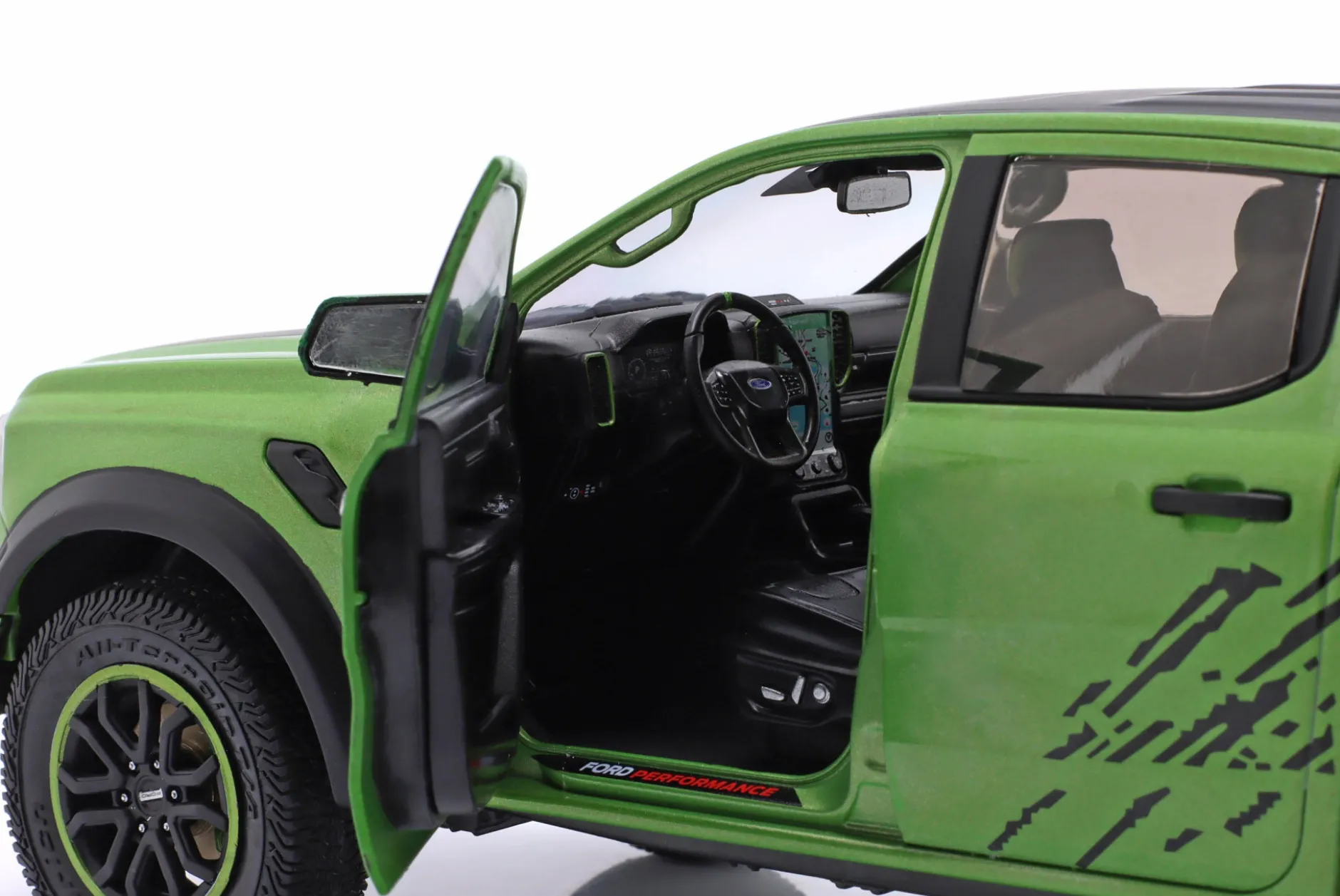 Ford Ranger Raptor Pick-Up Baujahr 2024 grün metallic 1:18 Solido