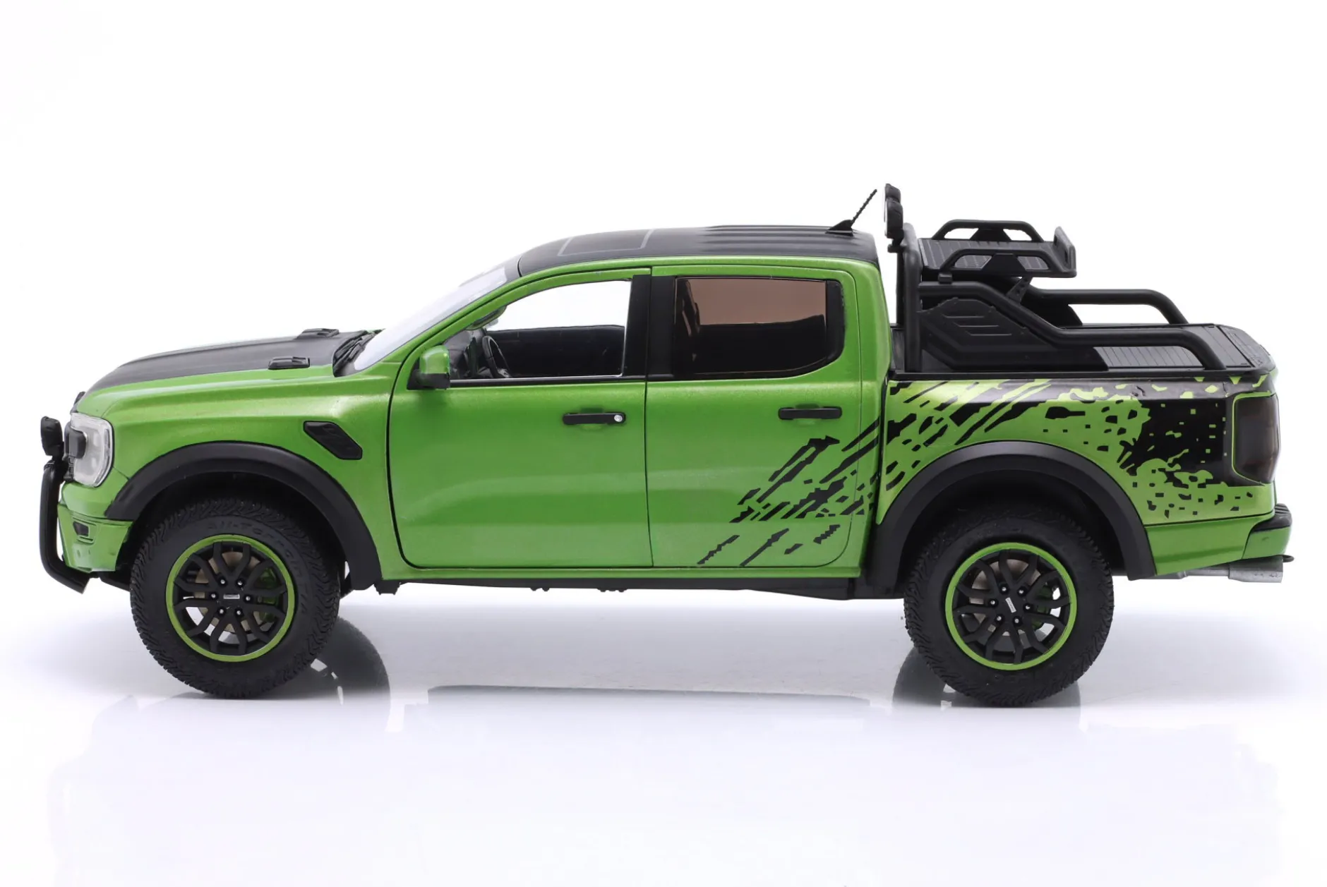 Ford Ranger Raptor Pick-Up Baujahr 2024 grün metallic 1:18 Solido