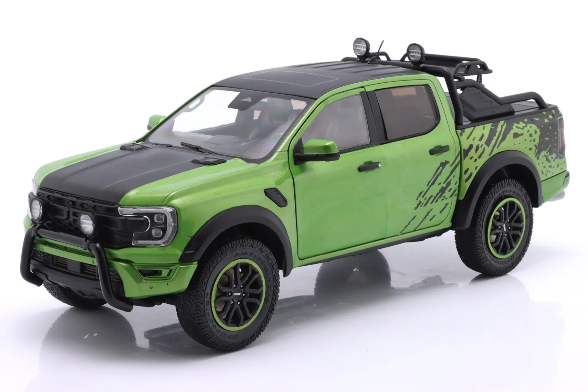 Ford Ranger Raptor Pick-Up Baujahr 2024 grün metallic 1:18 Solido