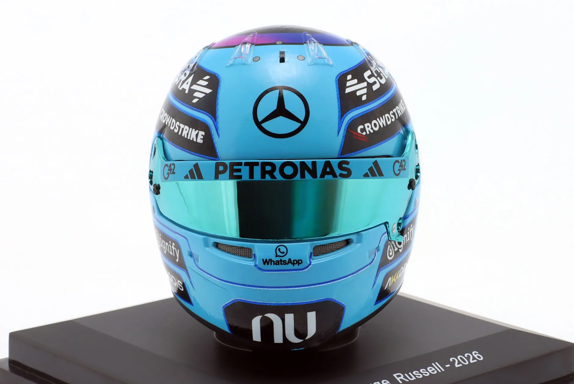 George Russell Mercedes-AMG W17 #63 Formel 1 2026 Helm 1:5 Spark