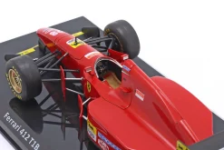 Gerhard Berger Ferrari 412T1/B #28 Formel 1 1994 1:24 Premium Collectibles