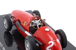 G. Farina Ferrari 500F2 #2 Sieger Deutschland GP Formel 1 1953 1:24 Premium Collectibles
