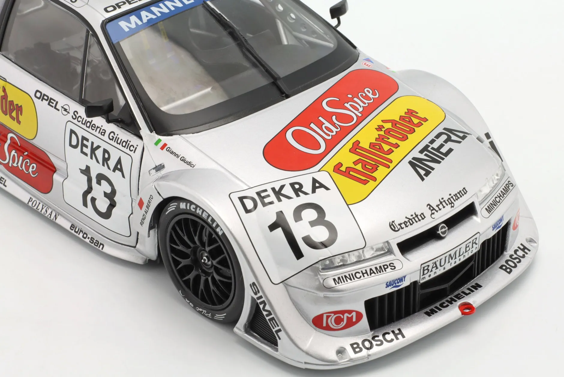 G. Guidici #13 Opel Calibra V6 4x4 DTM / ITC 1996 1:18 WERK83