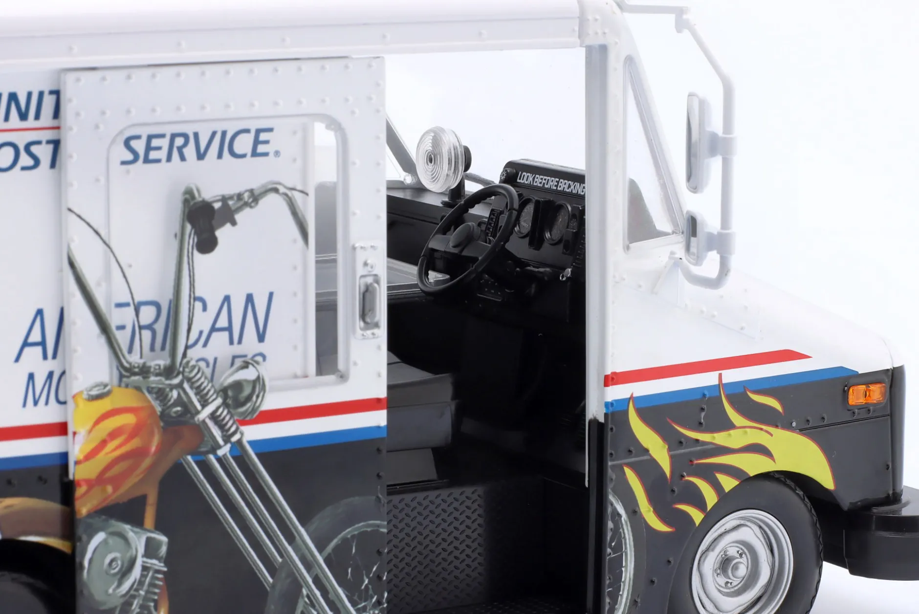 Grumman LLV United States Postal Service (USPS) weiß / schwarz 1:18 Greenlight