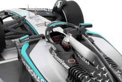 G. Russell Mercedes-AMG F1 W16 #63 3rd China GP Formel 1 2025 1:18 Minichamps