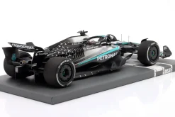 G. Russell Mercedes-AMG F1 W16 #63 3rd China GP Formel 1 2025 1:18 Minichamps