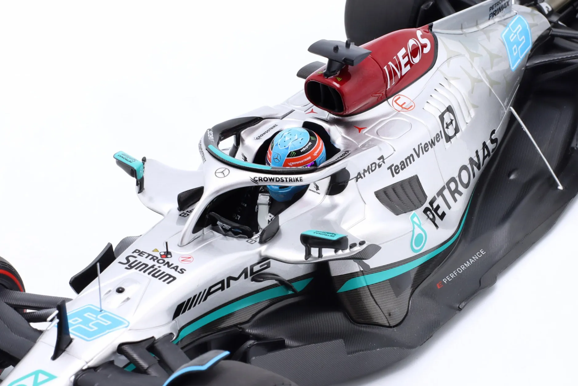 G. Russell Mercedes-AMG F1 W13 #63 1st F1 Win Brasilien GP Formel 1 2022 1:18 Minichamps