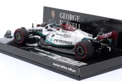 G. Russell Mercedes-AMG F1 W13 #63 4th Bahrain GP Formel 1 2022 1:43 Minichamps