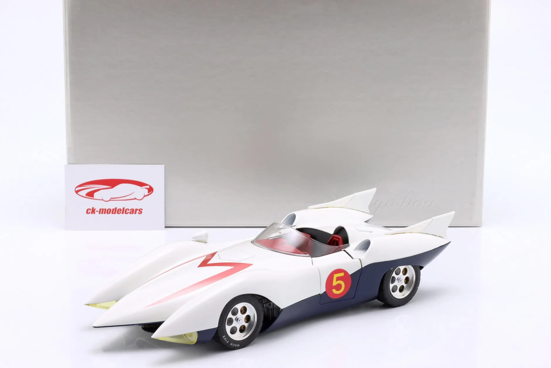 Hamilton Speed Racer Mach 5 weiß 1:18 Schwyn Haas