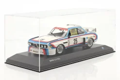 Hochwertige Acryl-Vitrine für Modellautos im Maßstab 1:18 mit Sockel SAFE