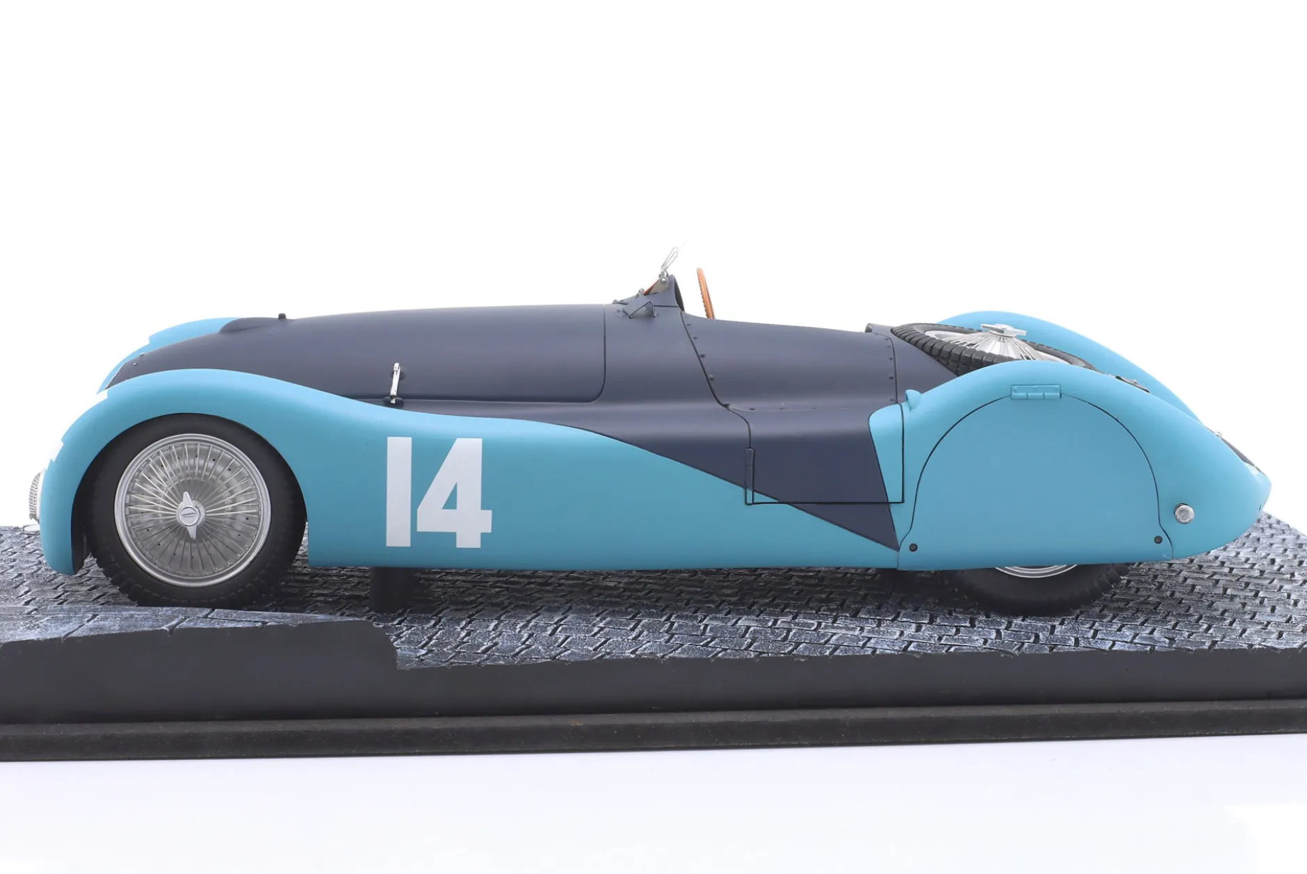 Jean-Pierre Wimille Bugatti Type T57S 45 #14 Frankreich GP 1937 1:18 LeMans Miniatures
