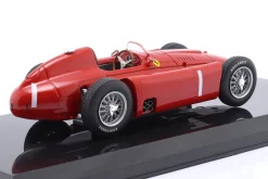 Juan Manuel Fangio Ferrari D50 #1 Formel 1 Weltmeister 1956 1:24 Premium Collectibles