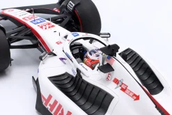 Kevin Magnussen Haas VF-22 #20 Brasilien GP Formel 1 2022 1:18 Minichamps