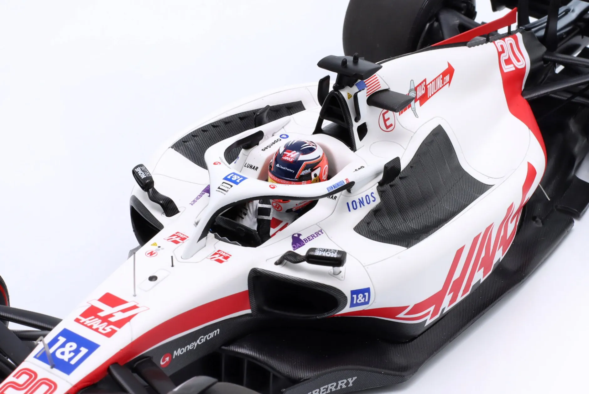 Kevin Magnussen Haas VF-22 #20 Brasilien GP Formel 1 2022 1:18 Minichamps