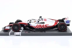 Kevin Magnussen Haas VF-22 #20 5th Bahrain GP Formel 1 2022 1:18 Minichamps