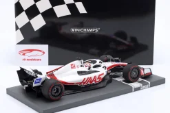 Kevin Magnussen Haas VF-22 #20 5th Bahrain GP Formel 1 2022 1:18 Minichamps