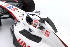 Kevin Magnussen Haas VF-22 #20 5th Bahrain GP Formel 1 2022 1:18 Minichamps