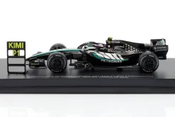 Kimi Antonelli Mercedes-AMG F1 W17 #12 Sieger China GP Formel 1 2026 1:64 Minichamps