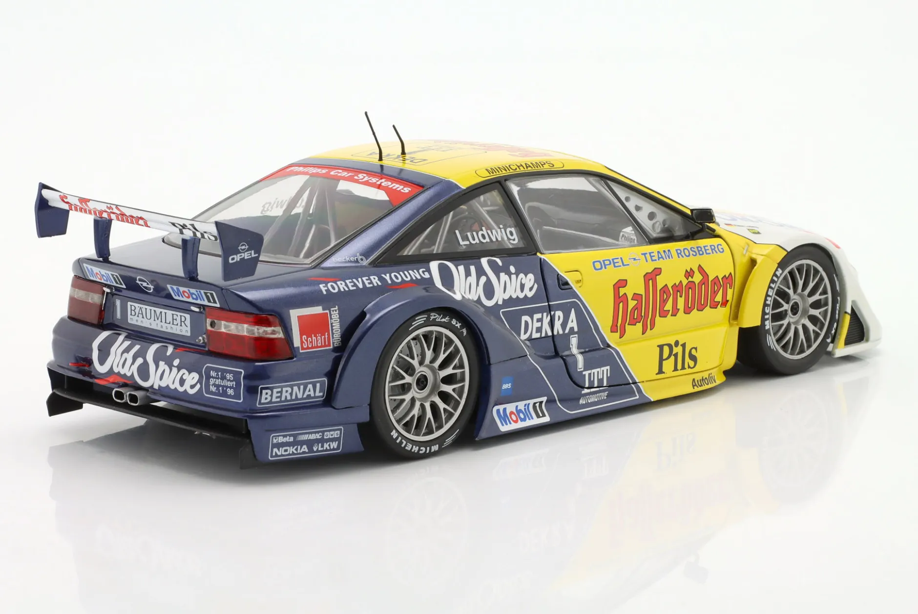 Klaus Ludwig #1 Opel Calibra V6 4x4 Team Rosberg DTM / ITC 1995 1:18 WERK83