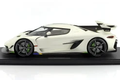 Koenigsegg Jesko Baujahr 2019 perlweiß 1:8 GT-Spirit