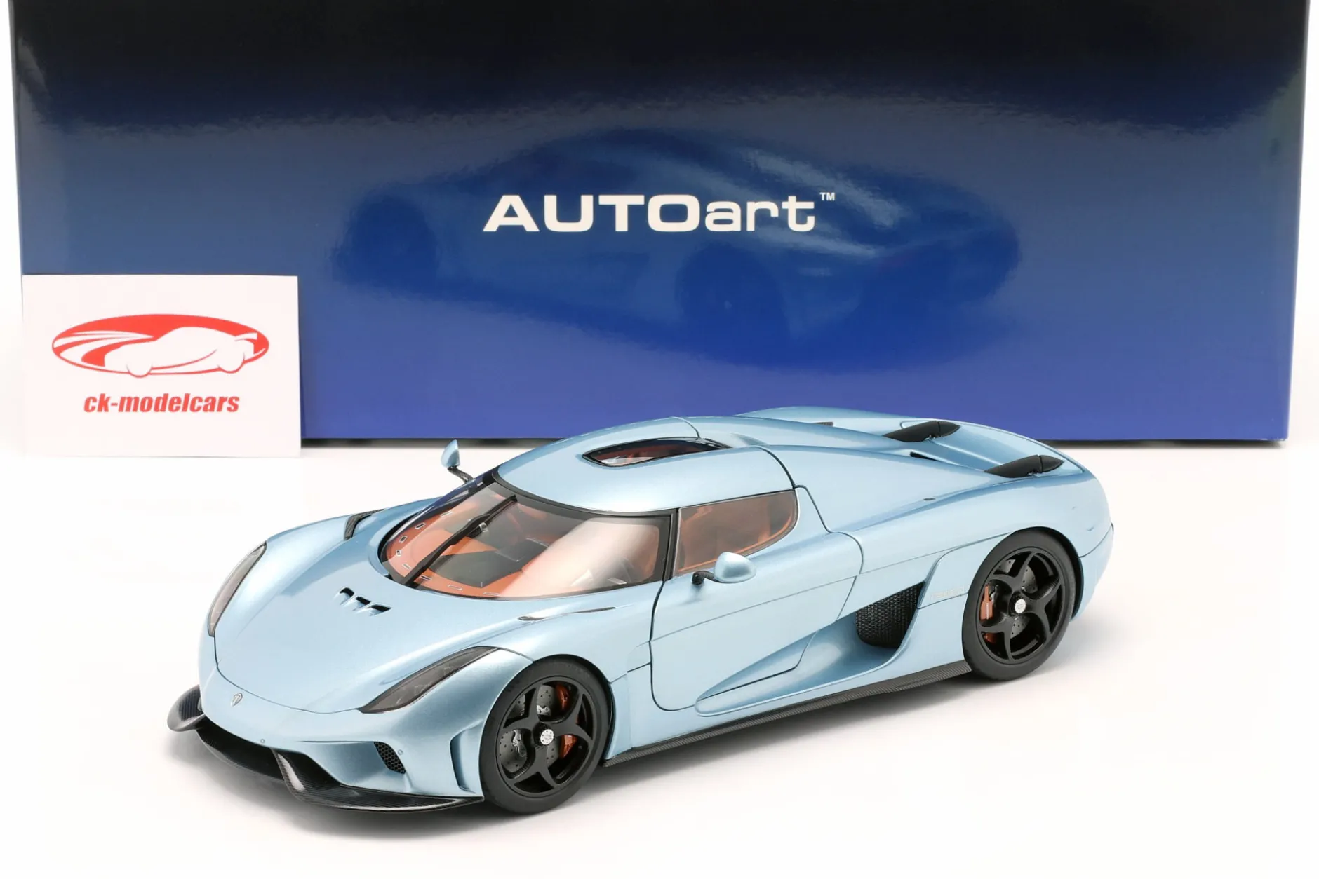 Koenigsegg Regera Baujahr 2016 horizontblau 1:18 AUTOart