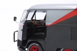 Kool Kombi B-Team Baujahr 2024 schwarz / rot 1:18 Solido