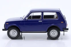 Lada Niva Baujahr 1976 dunkelblau 1:18 ModelCar Group
