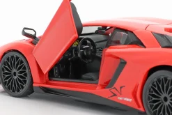 Lamborghini Aventador LP 750-4 SV rot 1:24 Bburago