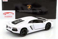 Lamborghini Aventador 700-4 weiß 1:18 Rastar