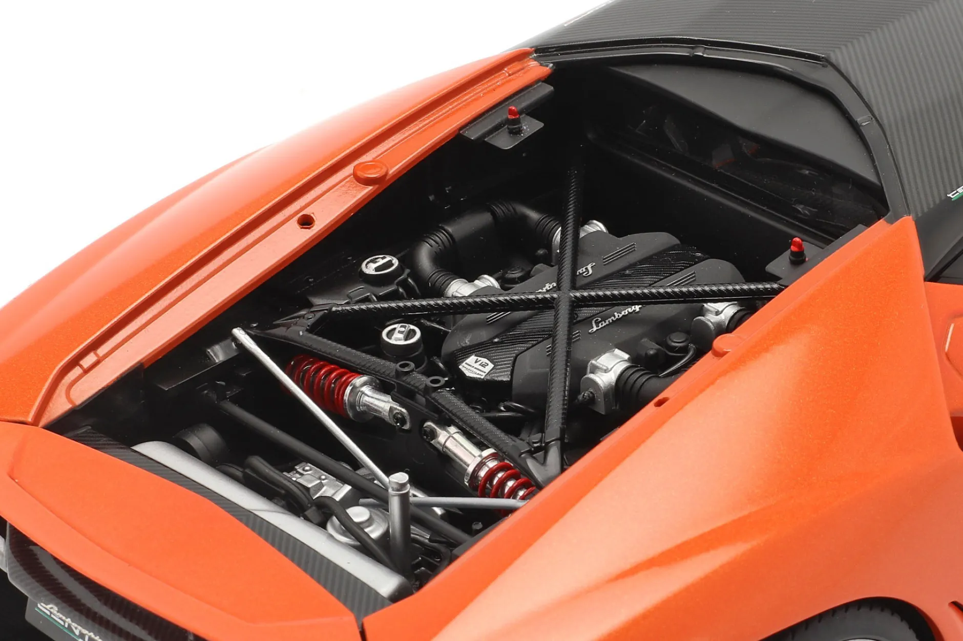 Lamborghini Centenario Baujahr 2016 perl orange 1:18 AUTOart