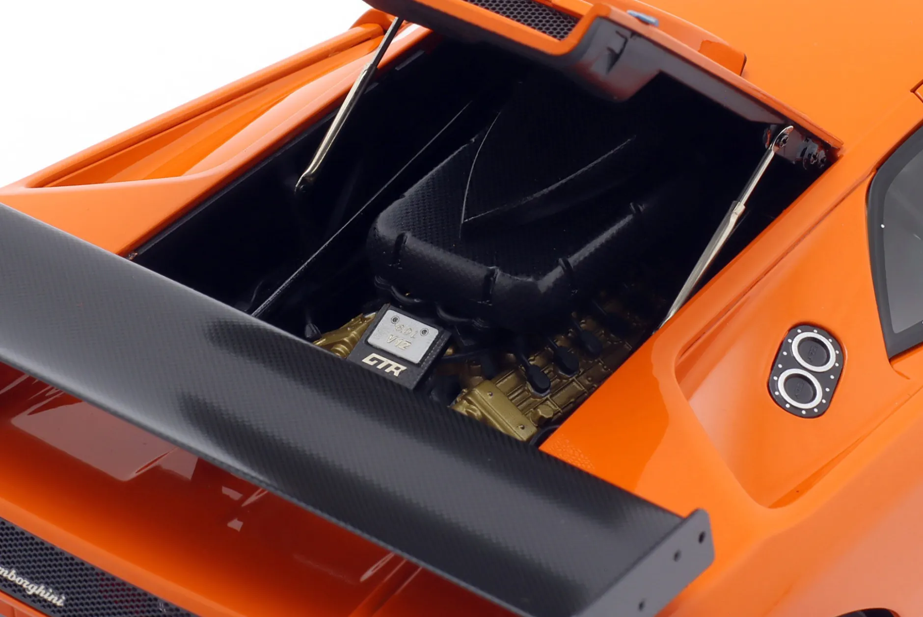 Lamborghini Diablo GTR Baujahr 1999 Ishtar orange 1:18 AUTOart
