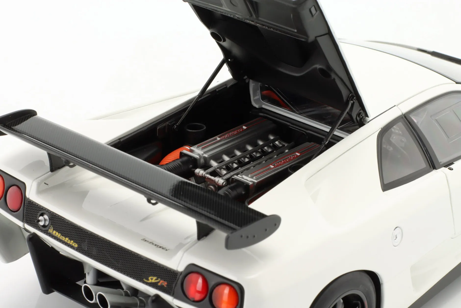 Lamborghini Diablo SV R Baujahr 1996 weiß 1:18 AUTOart