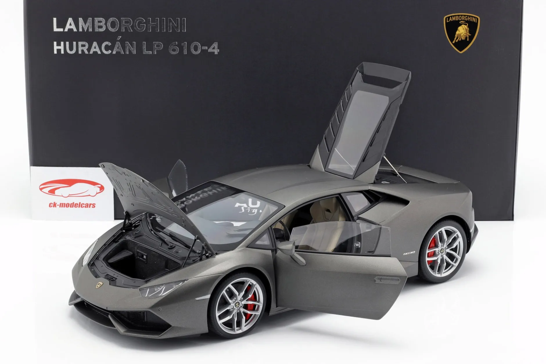 Lamborghini Huracan LP610-4 Baujahr 2014 mattgrau 1:12 AUTOart
