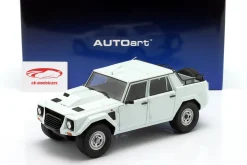 Lamborghini LM002 Pick-Up weiß 1:18 AUTOart