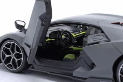 Lamborghini Revuelto Hybrid Baujahr 2023 grau 1:18 Maisto